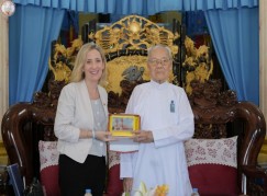 BÀ TÂN TỔNG LÃNH SỰ HOA KỲ TẠI TP. HCM CHÀO THĂM HỘI THÁNH CAO ĐÀI TÒA THÁNH TÂY NINH
