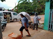 HỌ ĐẠO XÃ SUỐI DÂY - HUYỆN TÂN CHÂU, TÂY NINH TẶNG QUÀ CỨU TRỢ   ĐỒNG BÀO NGHÈO BỊ ẢNH HƯỞNG DỊCH COVID-19